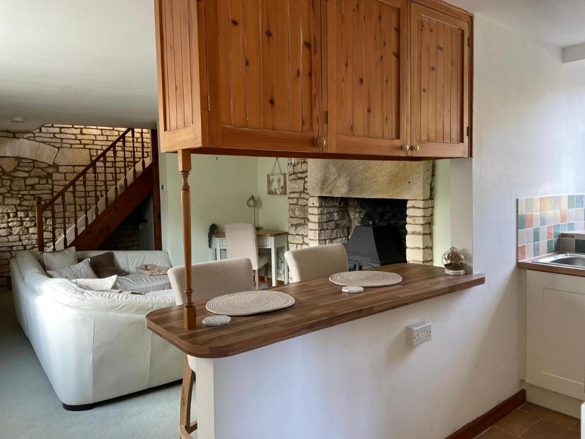 Cupcake Cottage: Quintessential Cotswold Holiday home