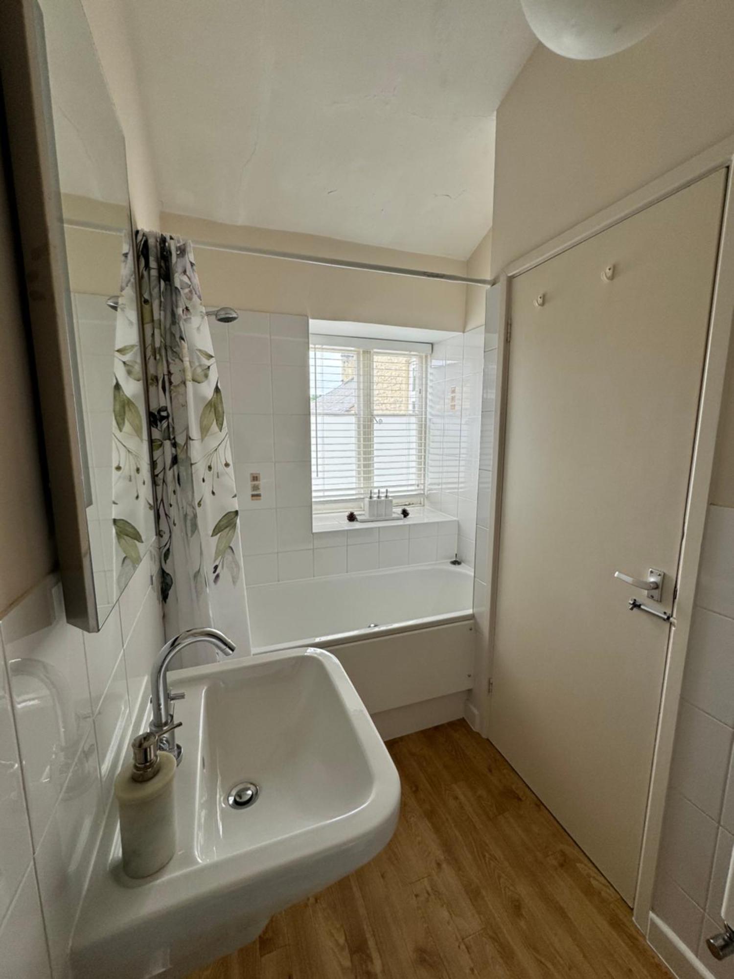 Holiday home Cupcake Cottage: Quintessential Cotswold